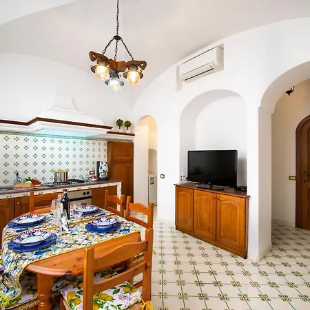 Apartament Casa Leucosia, Centro *